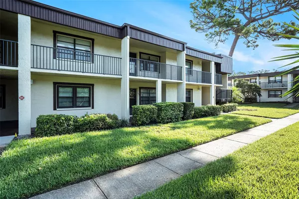 Clearwater, FL 33761,2400 WINDING CREEK BLVD #17-203