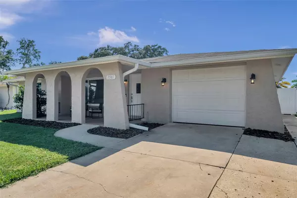 New Port Richey, FL 34653,7507 HOLLY LAKE LN