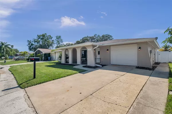 New Port Richey, FL 34653,7507 HOLLY LAKE LN