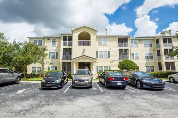 Tampa, FL 33647,18469 BRIDLE CLUB DR #18469