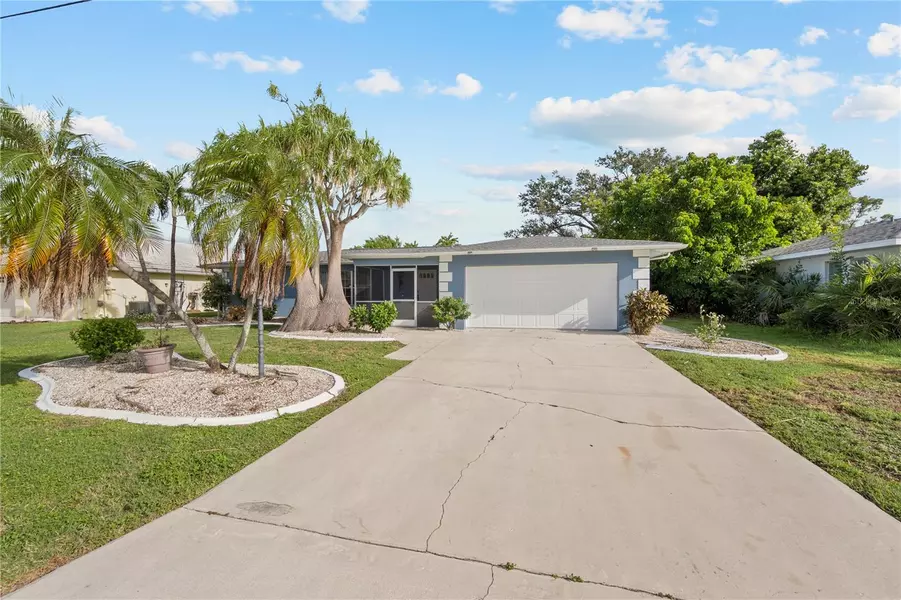 813 SE 41ST ST, Cape Coral, FL 33904