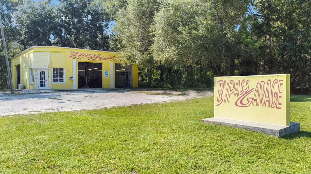 701 PONCE DE LEON BLVD, Brooksville, FL 34601