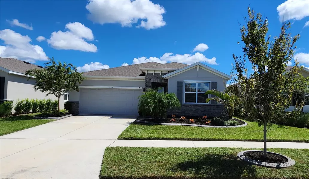 13233 WATERLEAF GARDEN CIR, Riverview, FL 33579