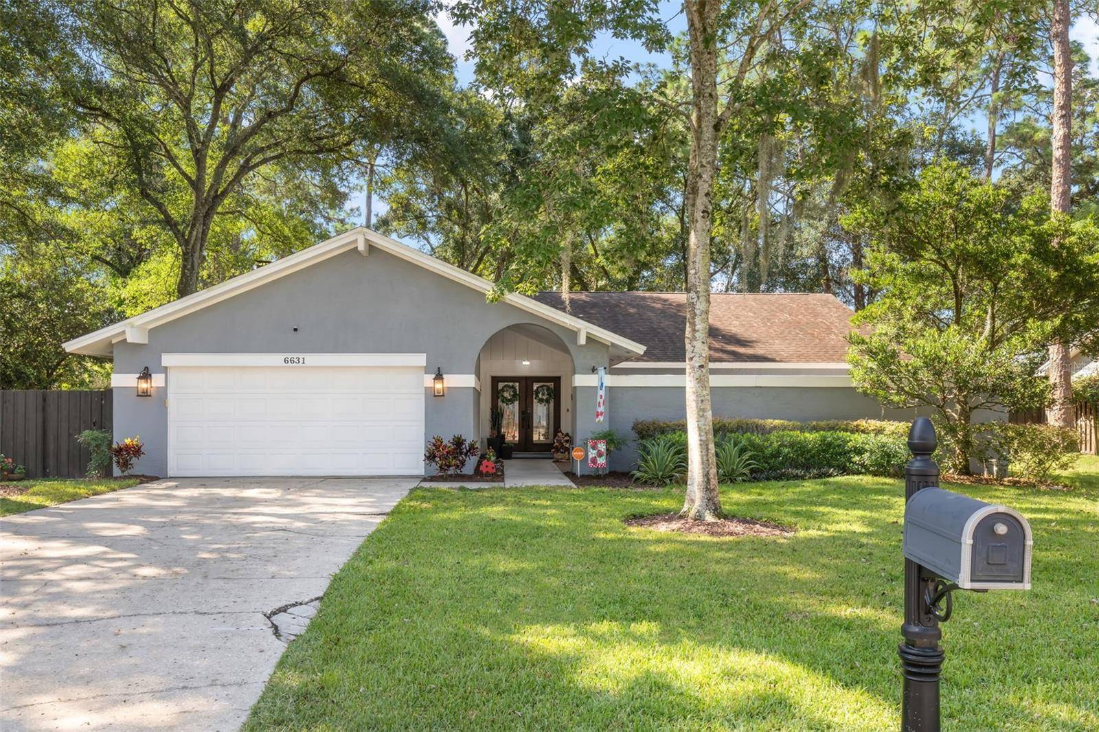 6631 GLENCOE DR, Temple Terrace, FL 33617