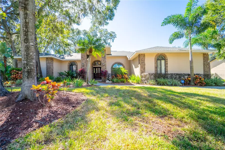 1117 HUNT CLUB LN, Valrico, FL 33594