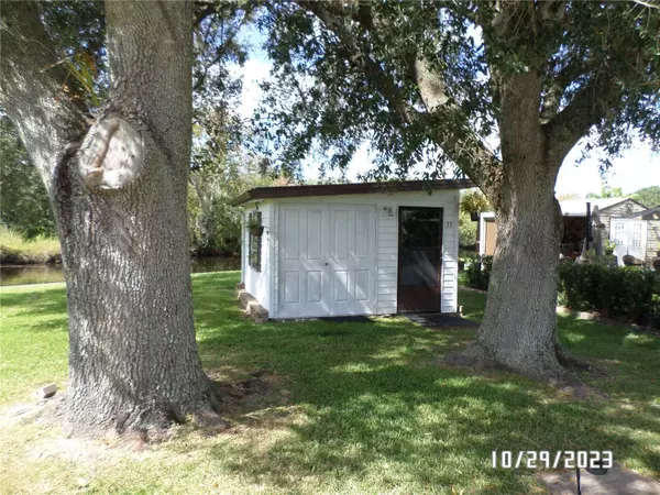 Lake Wales, FL 33898,33 W APPALOOSA TRL