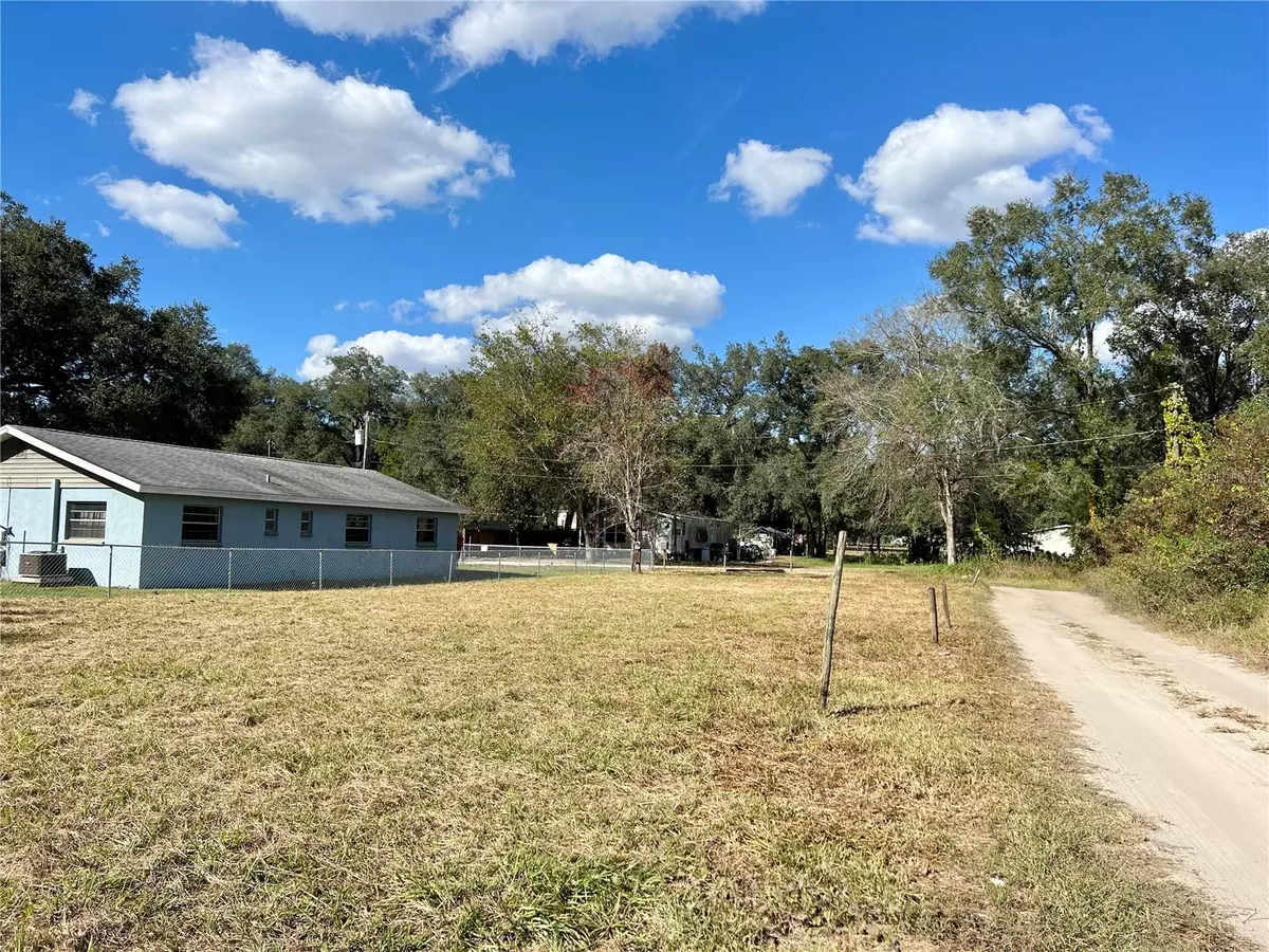 Zephyrhills, FL 33542,39256 LIZABETH CIR