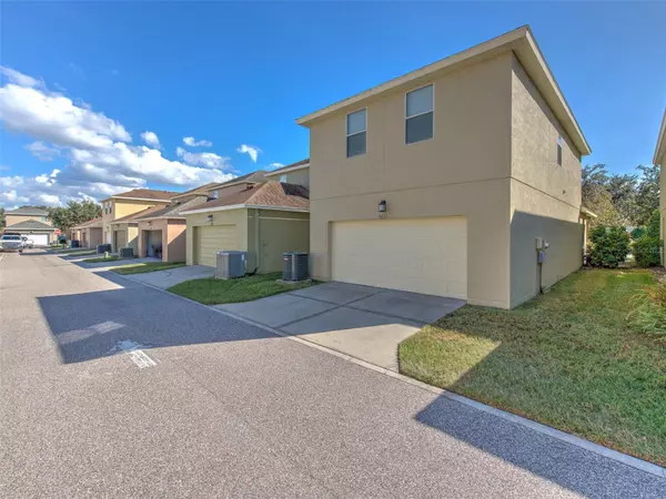 Riverview, FL 33578,9032 ASPEN HOLLOW PL