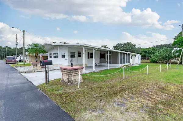 Zephyrhills, FL 33542,5217 JO ST