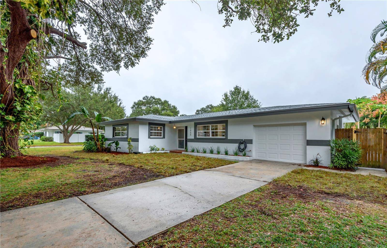 1955 MEADOW DR, Clearwater, FL 33763