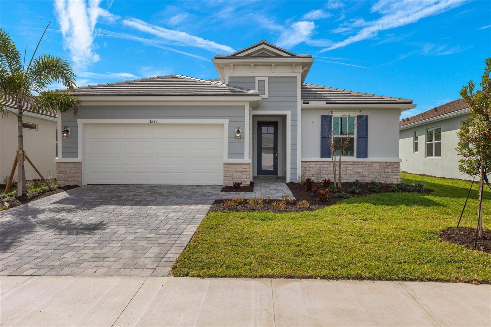 11639 MYAKKA BLUE DR, Venice, FL 34293