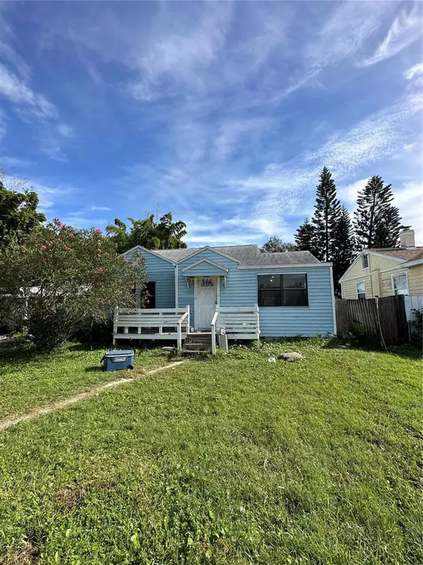 6295 33RD WAY N,  St Petersburg,  FL 33702