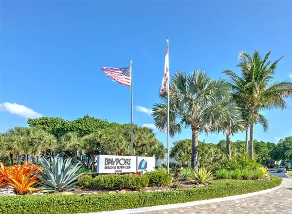 Longboat Key, FL 34228,833 BAYPORT WAY #833