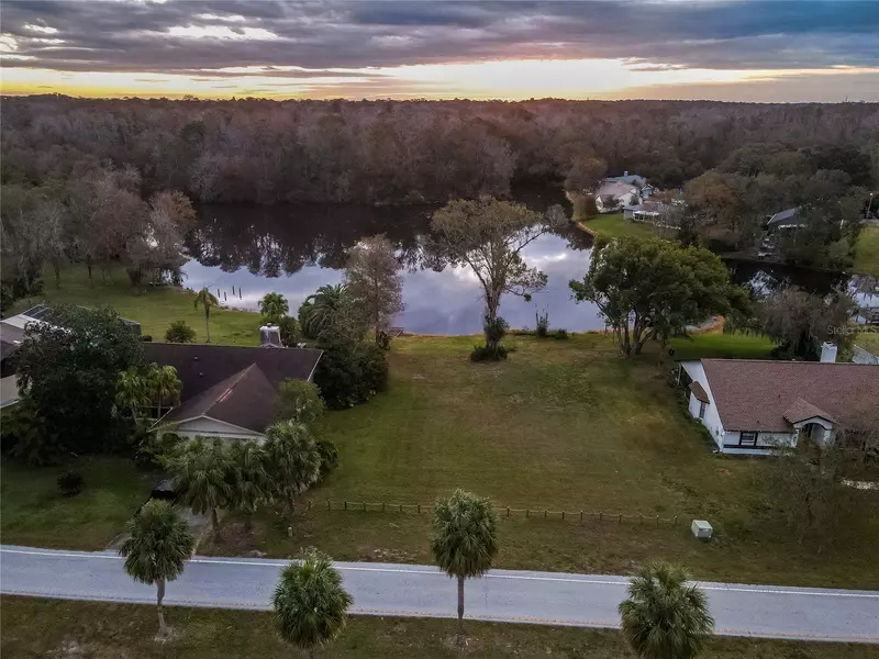 PARKWAY BLVD, Land O Lakes, FL 34639