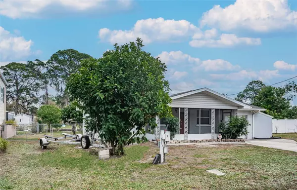 Ruskin, FL 33570,133 NW 18TH ST