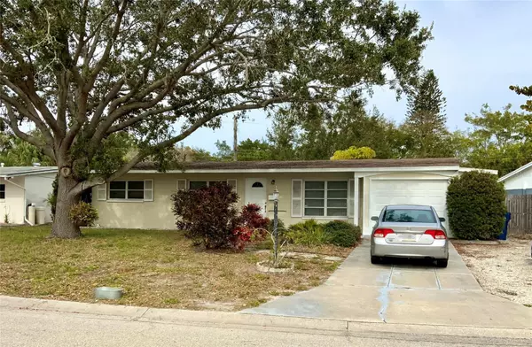 6616 AUBURN AVE, Bradenton, FL 34207