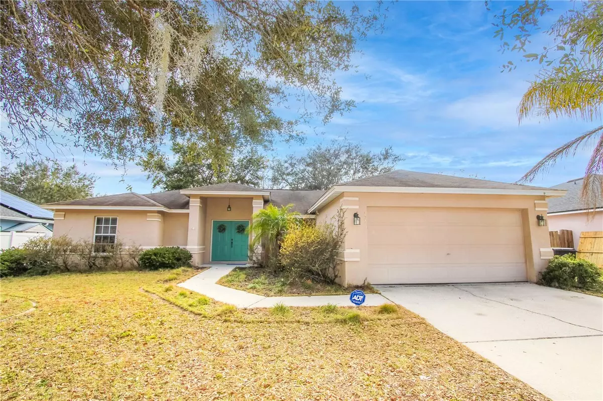 Seffner, FL 33584,135 WINSTON MANOR CIR