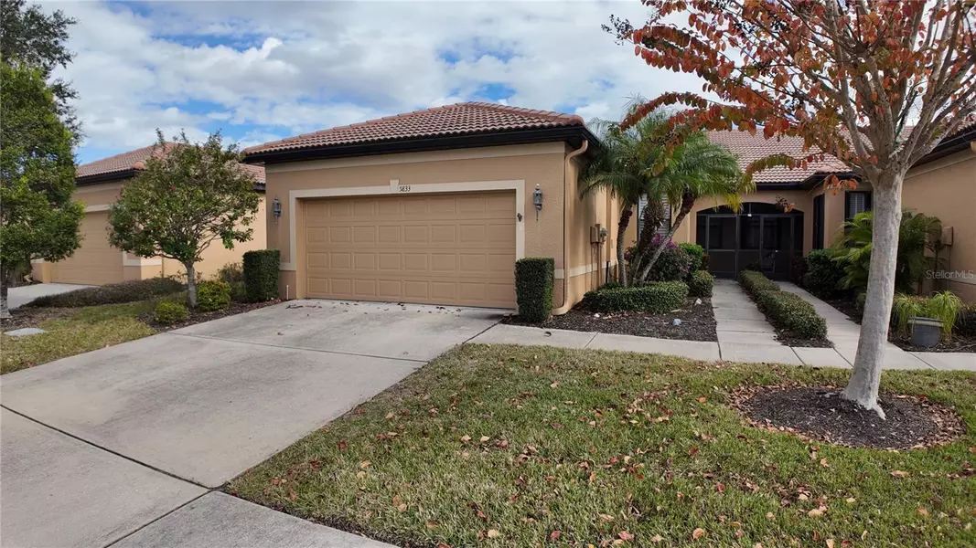 5833 SUNSET FALLS DR, Apollo Beach, FL 33572