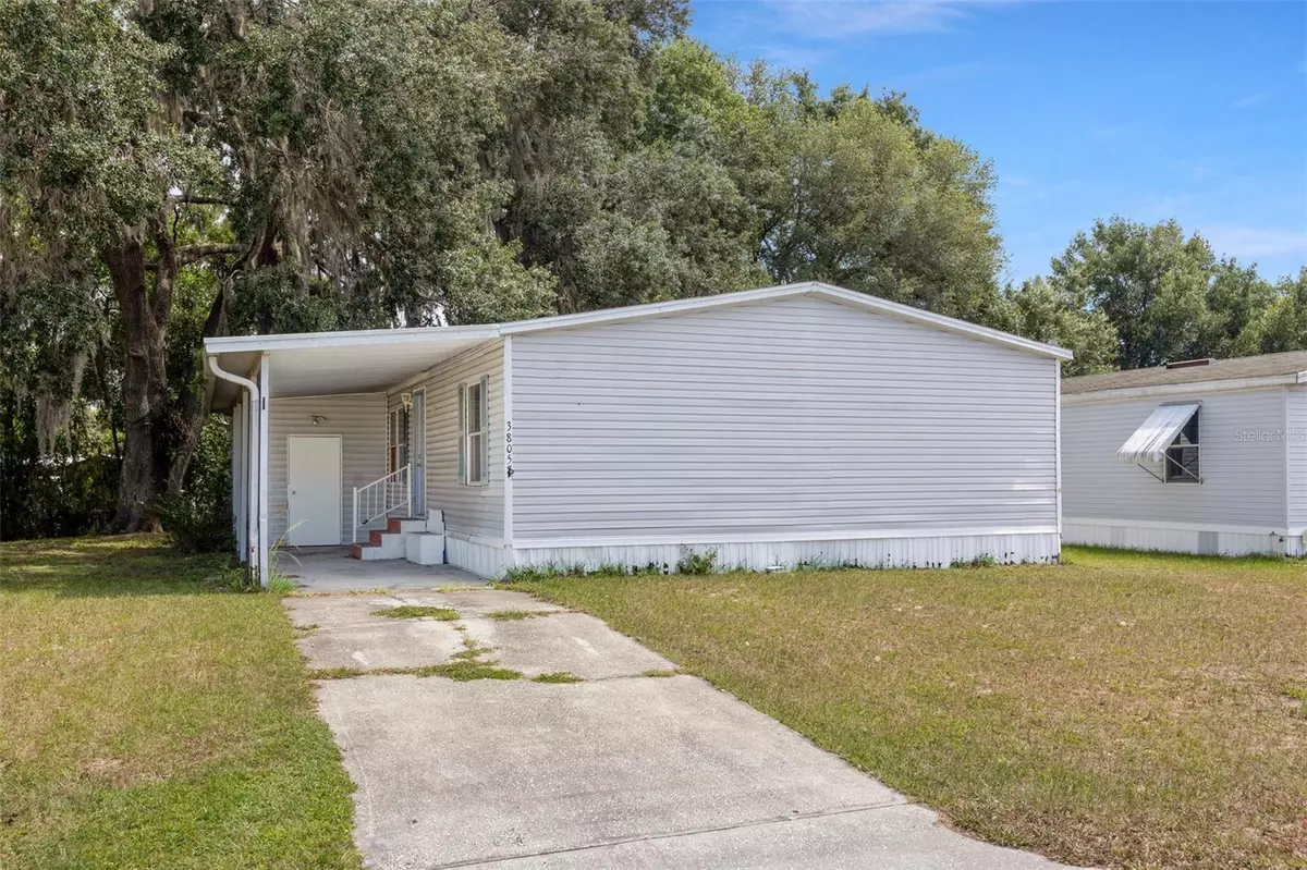 Zephyrhills, FL 33542,38058 LAWANDA LOOP