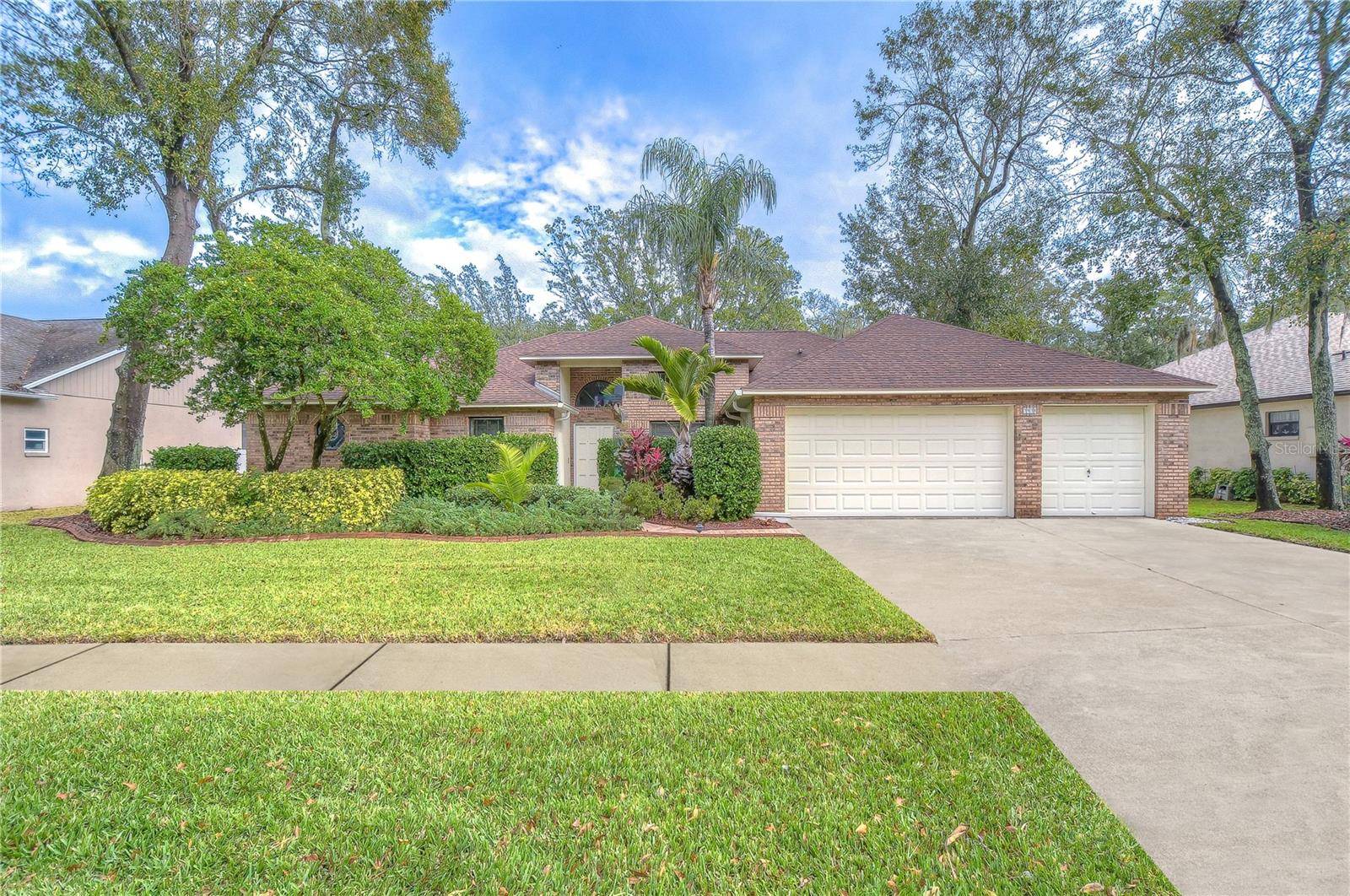 3930 NORTHRIDGE DR, Valrico, FL 33596
