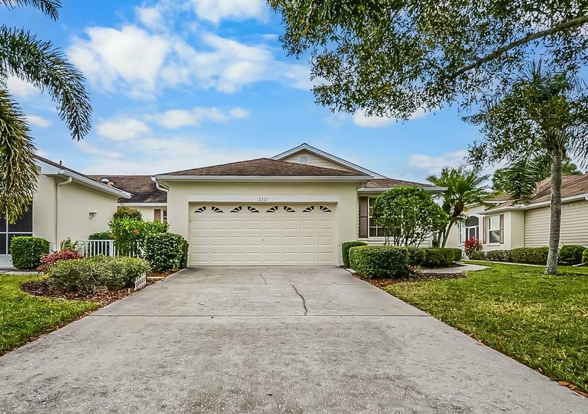 2221 NANTUCKET DR #54, Sun City Center, FL 33573