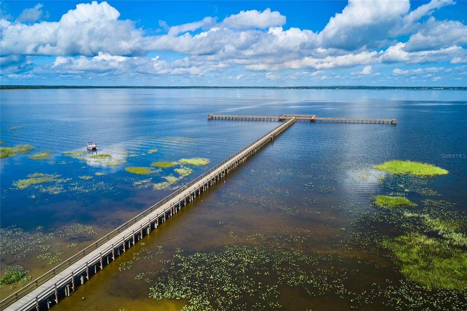 Indian Lake Estates, FL 33855,913 INDIAN LAKE DR