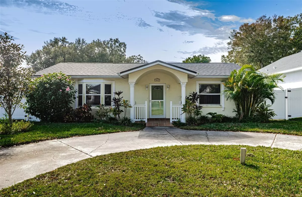 Dunedin, FL 34698,1241 FALCON DR