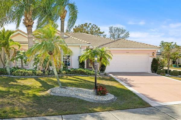 1504 KELLIWOOD CT, Sun City Center, FL 33573