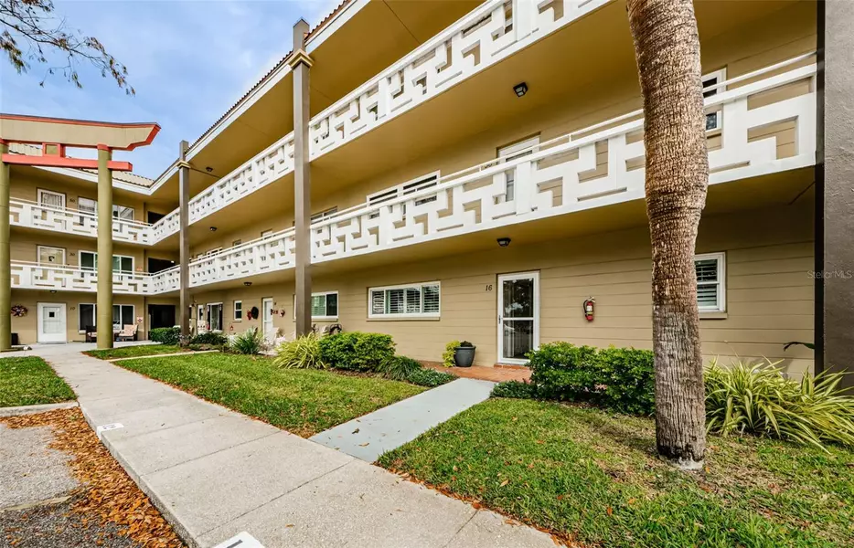 2416 WORLD PARKWAY BLVD #16, Clearwater, FL 33763