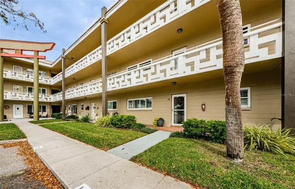 2416 WORLD PARKWAY BLVD #16, Clearwater, FL 33763