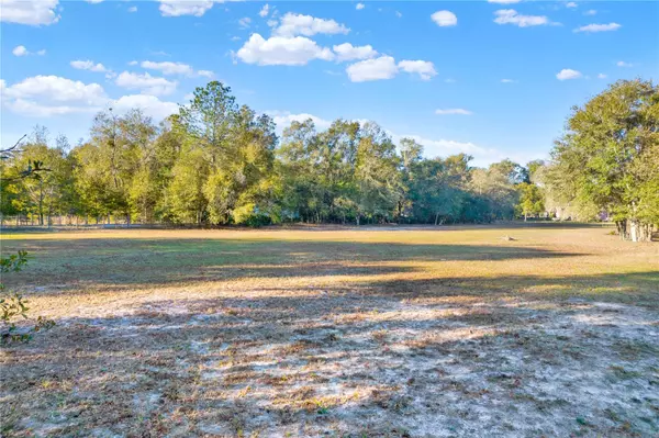 MERRICK RD, Zephyrhills, FL 33540