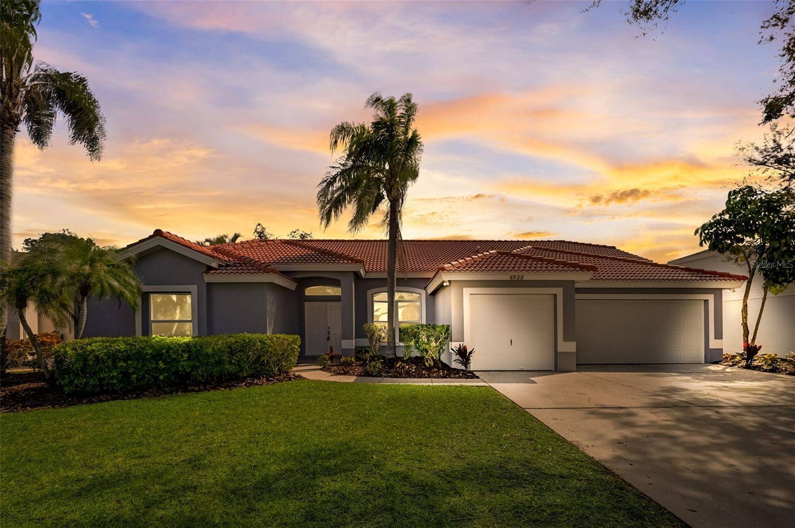 6928 STETSON STREET CIR, Sarasota, FL 34243