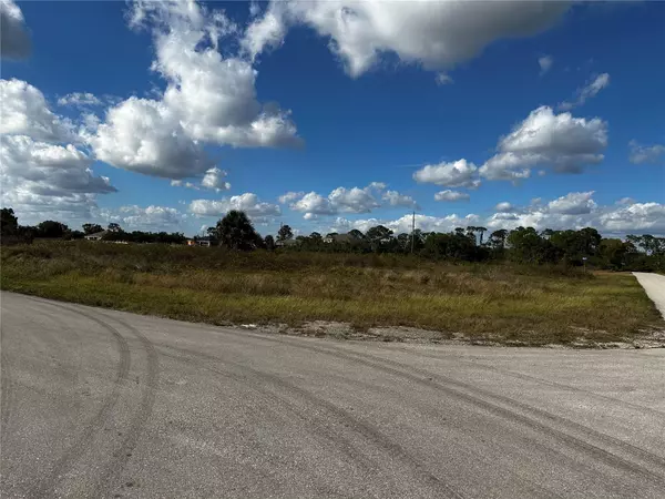 Lehigh Acres, FL 33974,479 RAJAH ST