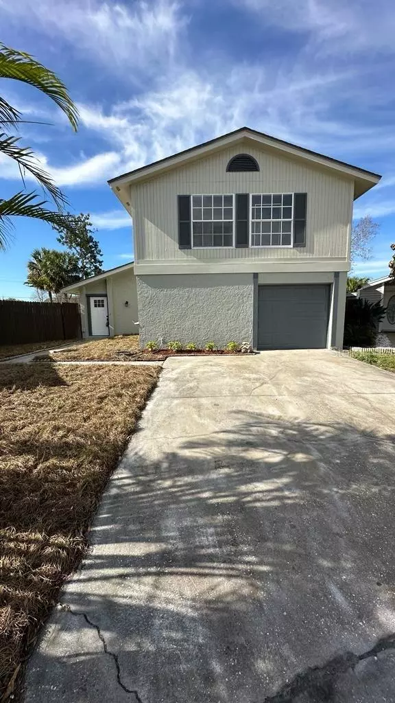 Tampa, FL 33624,4726 MILLPOND LN