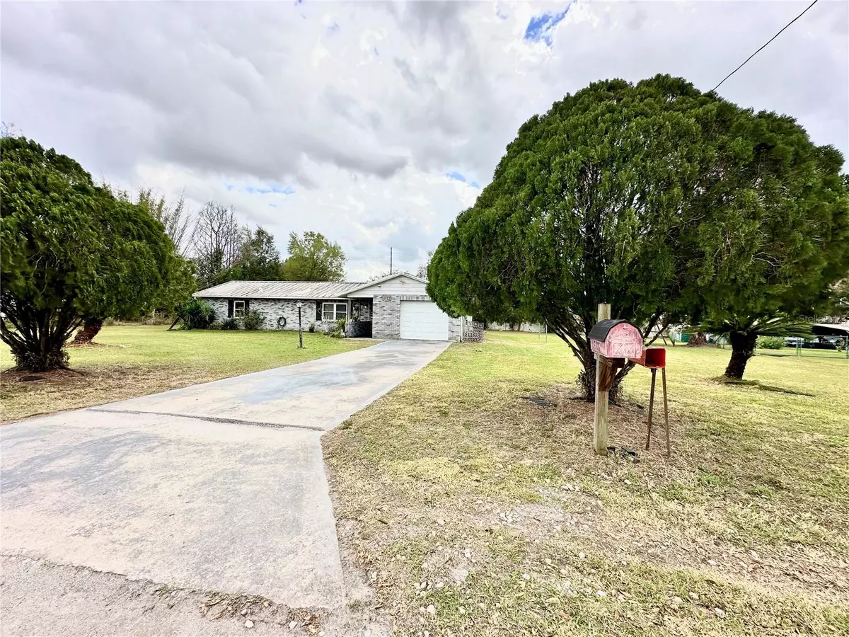 Zephyrhills, FL 33541,37122 RUTLEDGE DR