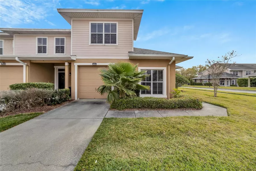 8003 TIPPERARY LN, Tampa, FL 33610