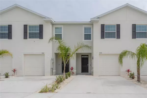 9245 ROCK HARBOUR WAY, Tampa, FL 33637