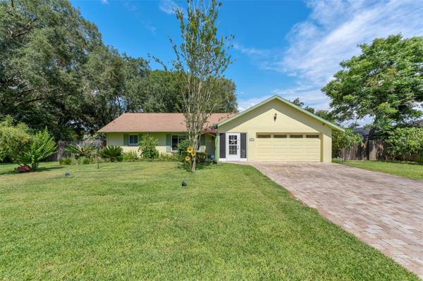 4405 MOHICAN TRL, Valrico, FL 33594