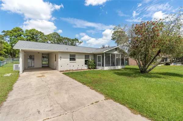 Zephyrhills, FL 33542,39516 MEADOWOOD LOOP