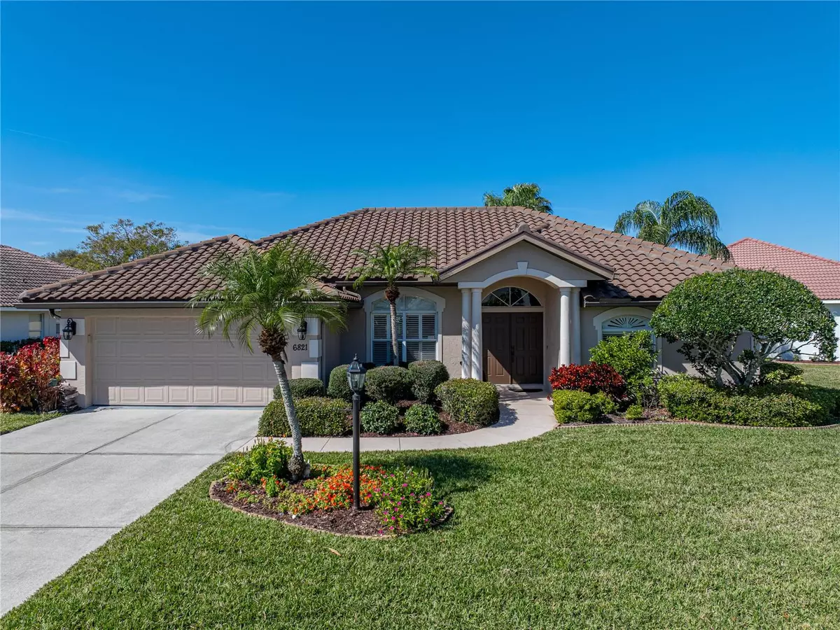 Sarasota, FL 34243,6821 CORRAL CIR