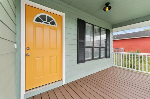 2204 E CHELSEA ST,  Tampa,  FL 33610