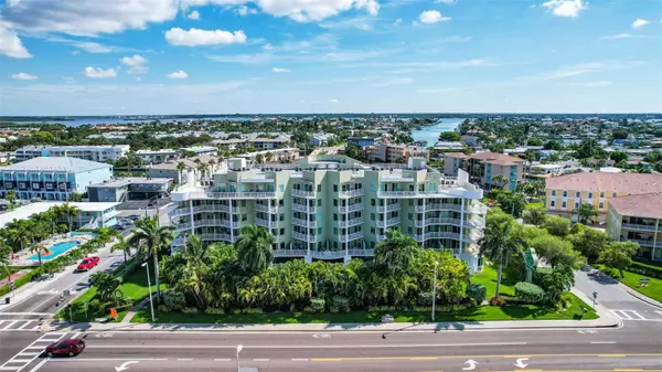 11605 GULF BLVD #303, Treasure Island, FL 33706