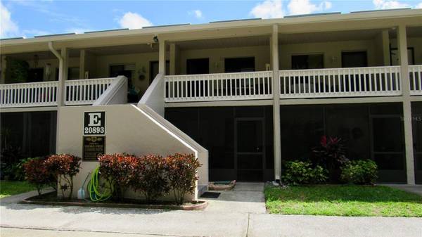 20893 HAULOVER CV #E8, Lutz, FL 33558