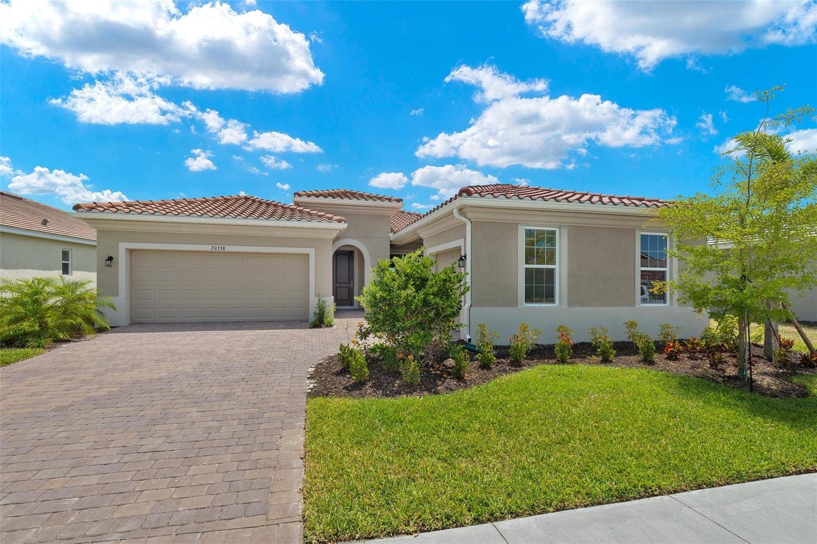 20338 SYMPHONY PL, Venice, FL 34293