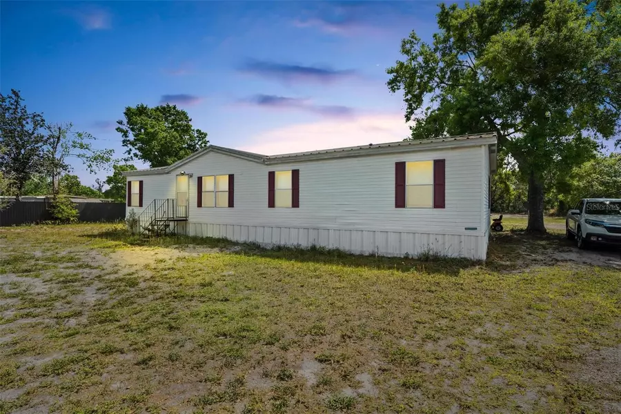 12103 WOODSIDE DR, Riverview, FL 33579