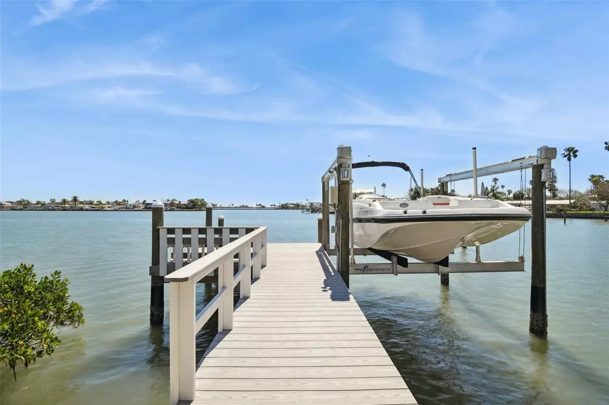 Redington Beach, FL 33708,16311 REDINGTON DR