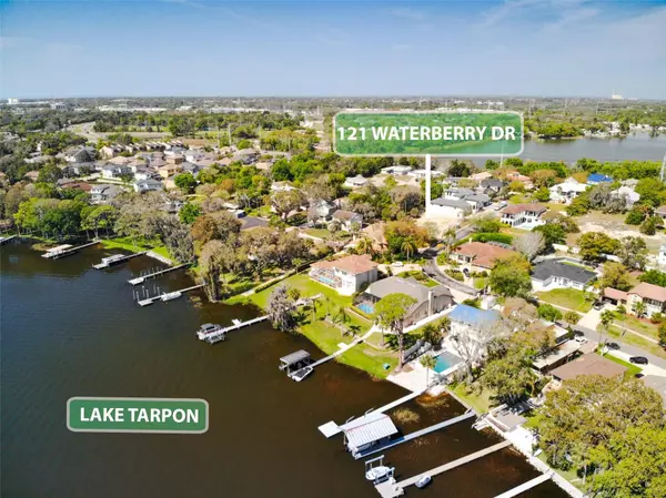 Tarpon Springs, FL 34688,121 WATERBERRY DR