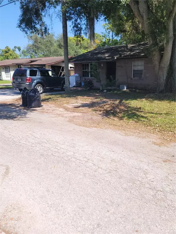 Seffner, FL 33584,5219 ORANGE AVE