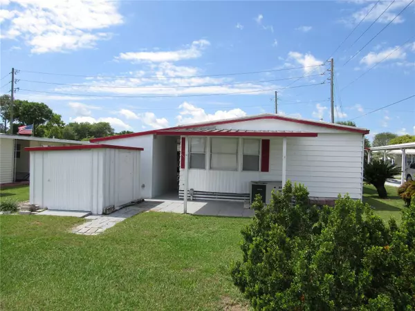 Zephyrhills, FL 33542,5252 AMANDA ST