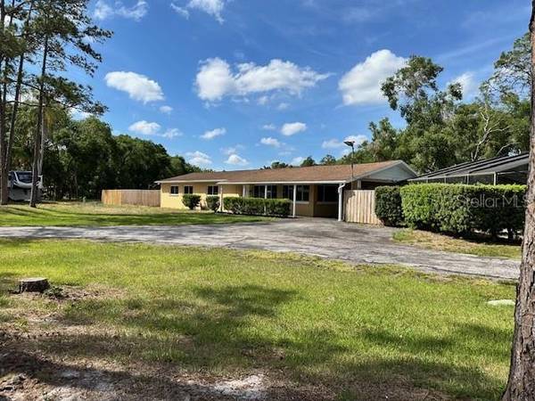 5476 LAKE LE CLARE RD, Lutz, FL 33558